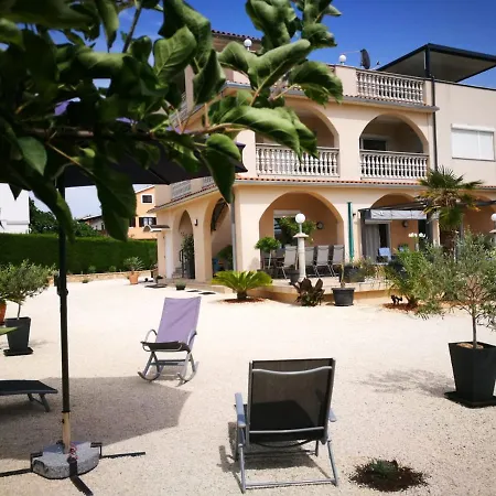 Meli - Mit Meerblick Apartmán Medulin